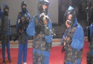 Paintball yaparak eğlendiler