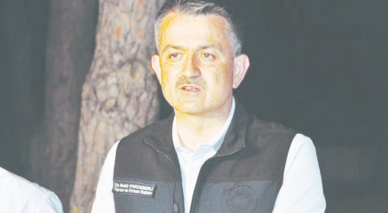 Pakdemirli'nin 3 yıllık görev süresinde orman yangınları yüzde 56 arttı
