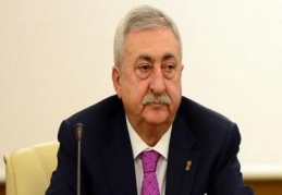 Palandöken: “İndirim marketleri yerel marketleri yok ediyor”