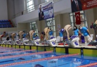 Paletli Yüzme Büyükler ve Gençler Türkiye Şampiyonası İstanbul’da yapıldı
