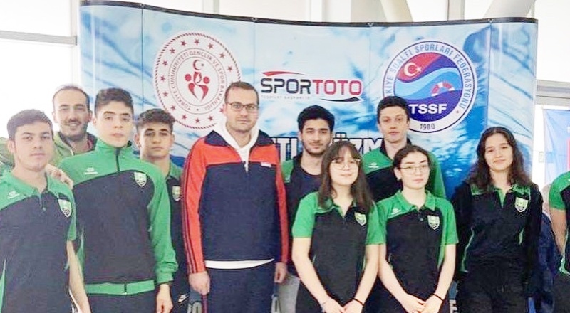 Paletli yüzmede, Türkiye’nin sayılı ekipleri arasındayız