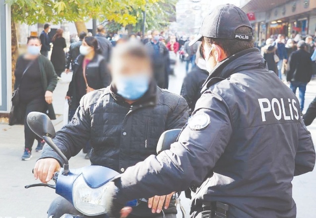 Pandemi kurallarını ihlal eden 406 kişiye ceza