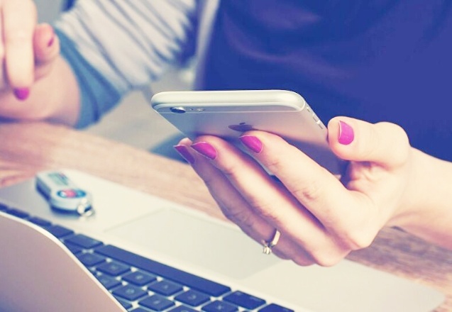 Pandemi sürecinde, telefonla konuşma süresi 56 dakika arttı