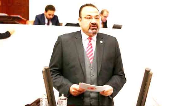 Pandemi yasaklarında işsiz kalan müzisyenlere asgari ücret ödensin!