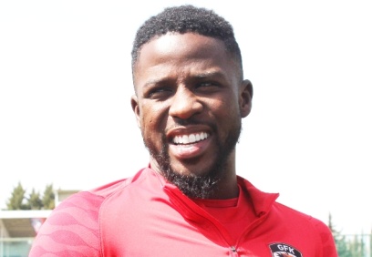 Papy Djilobodji: "Futbola forvet olarak devam edebilirim"