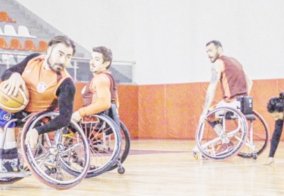 Paralimpik branşlarda başarılar yakalanmaya başlandı