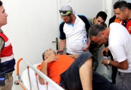 Paraşütçü kayalık alana düştü 
