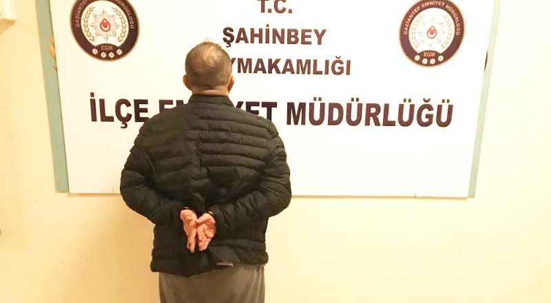 Park halindeki araçlara ateş eden zanlı yakalandı