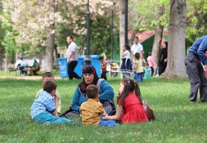 Parklar doldu, taştı