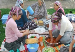 Parklara akın ettiler