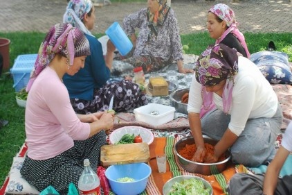 Parklara akın ettiler