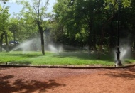 Parklarda su savurganlığı!