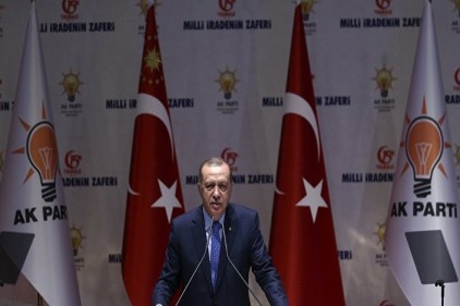 Parti yöneticilerini İstanbul&#8217;da topluyor