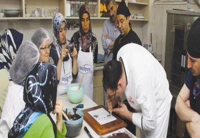 Pasta ustaları yetişiyor 