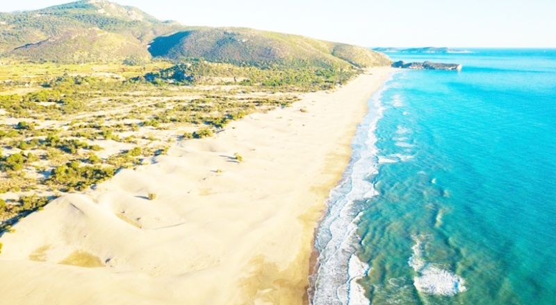 Patara Özel Çevre Koruma Bölgesi'nden 2 bin kamyon kum çalındı