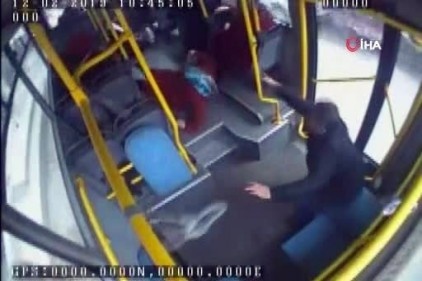Patlama anında otobüste yaşananlar kamerada 