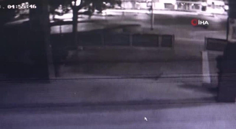 Patlamanın hemen sonrasında itfaiye ekipleri olay yerine gitti