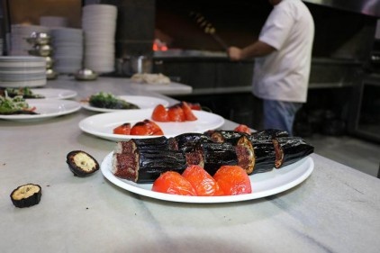 Patlıcan kebabı kışın da sofraları süslüyor