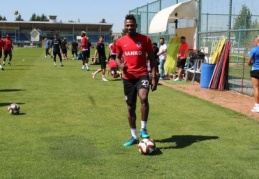 Patrick Twumasi: “Ligi ilk 5’te bitiririz” 