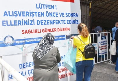 Pazar yerlerinde sıkı tedbir devam ediyor