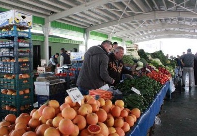 Pazarcılar, virüsü fırsata çevirmek isteyenlere inat fiyatları arttırmıyor