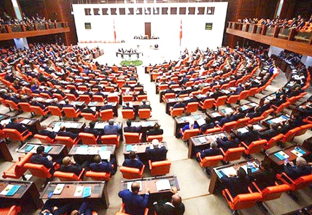 Pazartesi gününden itibaren milletvekillerine aşı yapılacak iddiaları yalanlandı