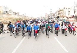 Pedallar 100. Yıl için döndü