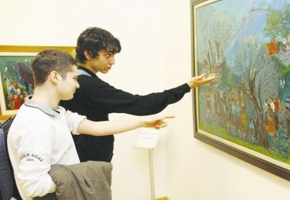 Pekmezciler’in sergisi ilgi görüyor