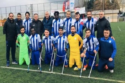 Pendik Engelliler Ampute Futbol Takımı’nı 1-0 yendiler