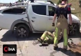 Pendik'te kontrolden çıkan araç takla attı: 1 yaralı