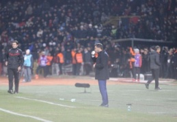 Pereira, maça çay içerek ısındı. 