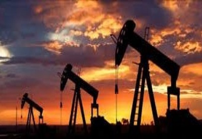 Petrol, 40 dolar seviyesine kadar gerileyebilir