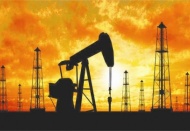Petrol fiyatlarındaki düşmenin nedeni ABD'nin Rusya ve İran politikası