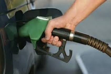 Petrol fiyatlarındaki düşüş, bu yıl Türkiye&#8217;nin büyümesine yüzde 0,9 ek katkı yapabilir