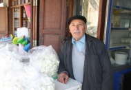 Peynir tezgâhta sahiplerini bekliyor
