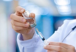 Pfizer/BioNTech aşısı, hastaneye kaldırılmaları 6 aya kadar yüzde 90 önlüyor