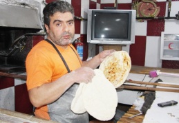 Pide ekmeği 3,25, francala 3,75 lira oldu