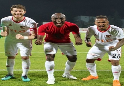 Pierre Webo'dan Gazişehir'e veda 