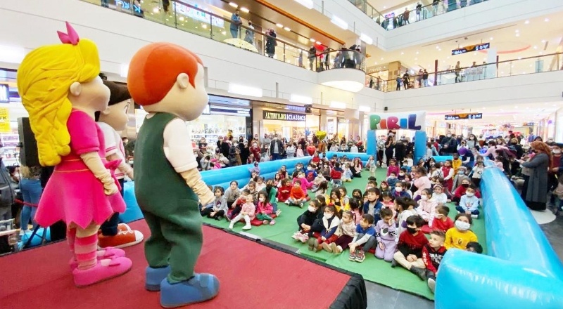 Pırıl ve arkadaşları çocuklarla buluştu