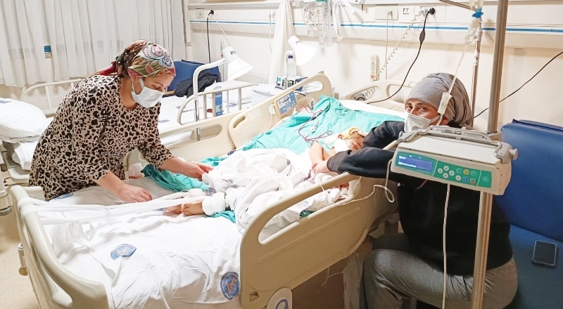 Pitbull saldırısına uğrayan Asiye bir operasyon daha geçirdi