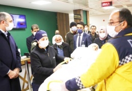 Pitbull saldırısında yaralanan Asiye'nin ilk doku nakli ameliyatı tamamlandı