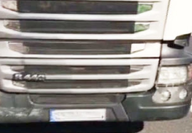 Plakasını bantla kapatan sürücüye 14 bin lira ceza