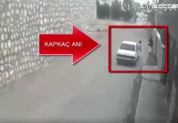 Plakasız araçla kapkaç yapan 2 kişi operasyonla yakalandı 