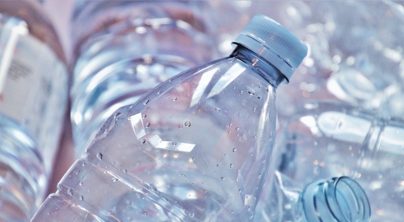 Plastik ambalajlardaki kimyasallar obeziteye yol açıyor