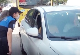 Polis ekiplerinden yaya öncelikli trafik bilgilendirmesi