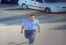 Polis güvenlik kamerasına yakalanan şebekenin peşine düştü 