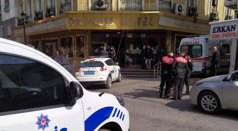 Polis memuru, otel odasında kafasından vurulmuş halde bulundu