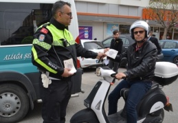 Polis, motosiklet sürücülerini uyardı