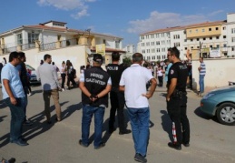 Polis, okul çevresinde kuş uçurtmuyor 