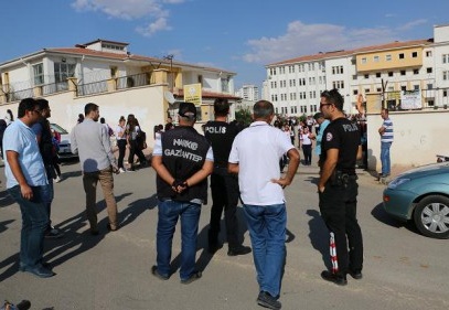Polis, okul çevresinde kuş uçurtmuyor 
